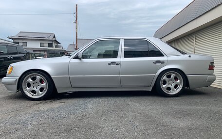 Mercedes-Benz W124, 1992 год, 13 700 000 рублей, 10 фотография