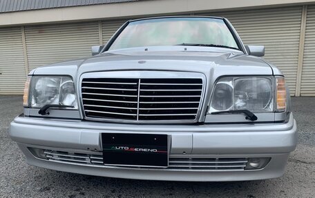 Mercedes-Benz W124, 1992 год, 13 700 000 рублей, 6 фотография