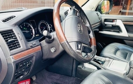 Toyota Land Cruiser 200, 2015 год, 6 280 000 рублей, 6 фотография