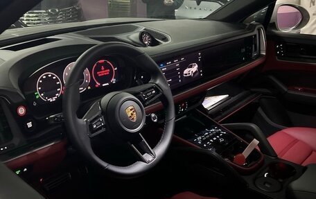 Porsche Cayenne III, 2024 год, 15 860 000 рублей, 9 фотография