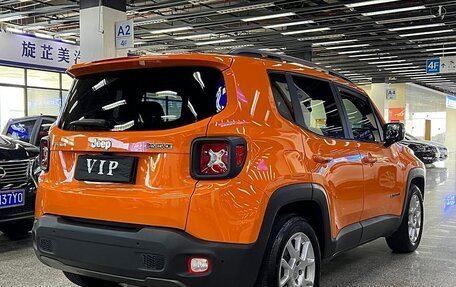 Jeep Renegade I рестайлинг, 2021 год, 1 580 000 рублей, 4 фотография