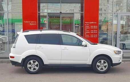 Mitsubishi Outlander III рестайлинг 3, 2011 год, 1 299 000 рублей, 4 фотография