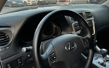 Lexus IS II рестайлинг 2, 2006 год, 1 150 000 рублей, 11 фотография