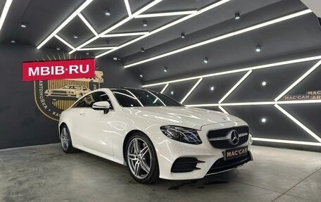 Mercedes-Benz E-Класс, 2017 год, 4 460 000 рублей, 4 фотография