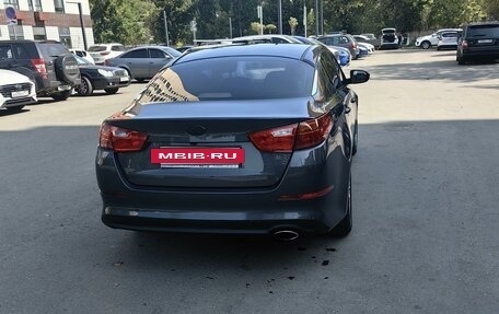 KIA Optima III, 2015 год, 1 380 000 рублей, 10 фотография