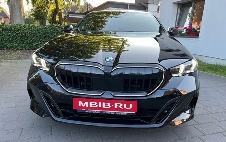 BMW 5 серия, 2024 год, 8 840 000 рублей, 2 фотография