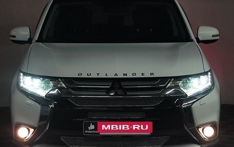 Mitsubishi Outlander III рестайлинг 3, 2015 год, 2 529 000 рублей, 33 фотография