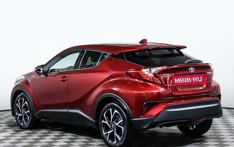 Toyota C-HR I рестайлинг, 2019 год, 2 597 000 рублей, 7 фотография