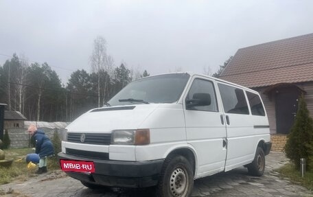 Volkswagen Transporter T4, 1993 год, 350 000 рублей, 2 фотография