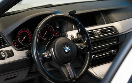 BMW 5 серия, 2016 год, 2 517 600 рублей, 24 фотография