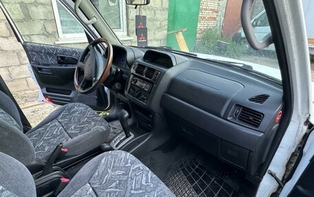 Mitsubishi Pajero Pinin, 2003 год, 700 000 рублей, 8 фотография