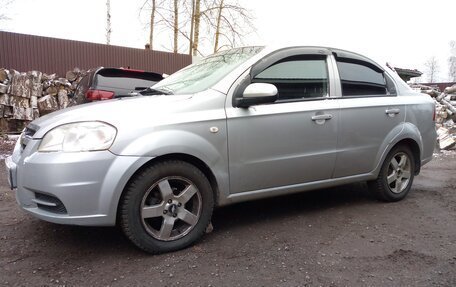 Chevrolet Aveo III, 2010 год, 550 000 рублей, 2 фотография