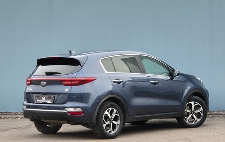 KIA Sportage IV рестайлинг, 2020 год, 2 490 000 рублей, 4 фотография