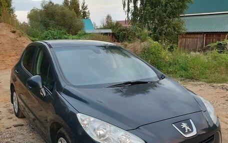 Peugeot 308 II, 2011 год, 550 000 рублей, 2 фотография