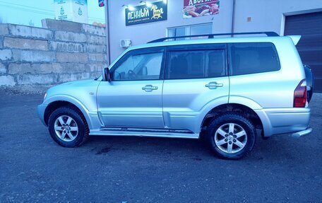 Mitsubishi Pajero III рестайлинг, 2004 год, 1 200 000 рублей, 2 фотография