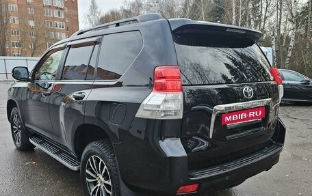 Toyota Land Cruiser Prado 150 рестайлинг 2, 2012 год, 2 770 000 рублей, 6 фотография