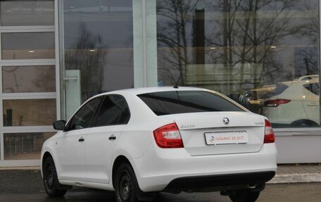 Skoda Rapid I, 2015 год, 1 050 000 рублей, 5 фотография