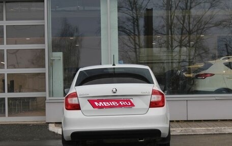 Skoda Rapid I, 2015 год, 1 050 000 рублей, 4 фотография