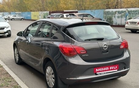 Opel Astra J, 2013 год, 1 150 000 рублей, 5 фотография