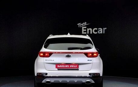 KIA Sportage IV рестайлинг, 2020 год, 1 900 000 рублей, 4 фотография