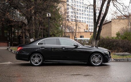 Mercedes-Benz E-Класс, 2018 год, 3 900 000 рублей, 3 фотография