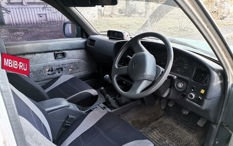 Toyota Hilux Surf III рестайлинг, 1990 год, 360 000 рублей, 10 фотография