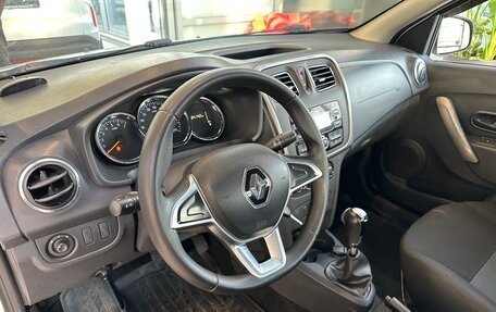 Renault Logan II, 2019 год, 1 100 000 рублей, 12 фотография