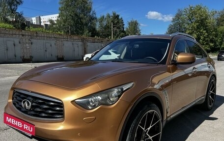 Infiniti FX II, 2009 год, 1 550 000 рублей, 16 фотография