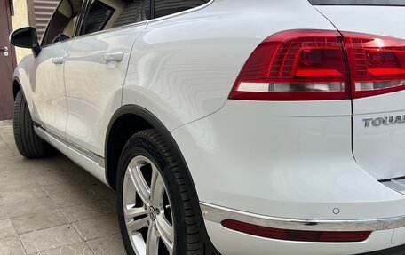 Volkswagen Touareg III, 2015 год, 3 299 000 рублей, 10 фотография