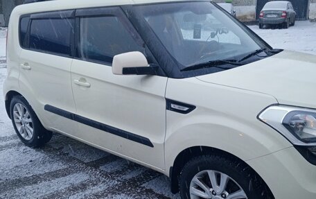 KIA Soul I рестайлинг, 2012 год, 900 000 рублей, 2 фотография