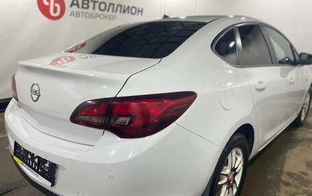 Opel Astra J, 2014 год, 899 000 рублей, 18 фотография