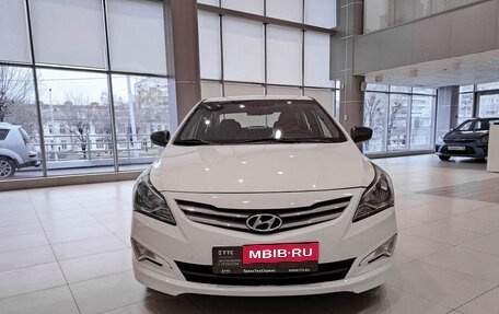 Hyundai Solaris II рестайлинг, 2015 год, 1 354 000 рублей, 2 фотография