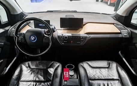 BMW i3 I01 рестайлинг, 2015 год, 1 713 000 рублей, 18 фотография