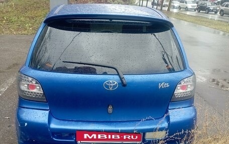 Toyota Vitz, 2001 год, 410 000 рублей, 3 фотография