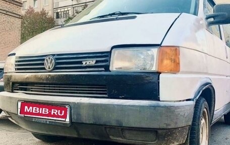 Volkswagen Transporter T4, 2000 год, 714 000 рублей, 2 фотография