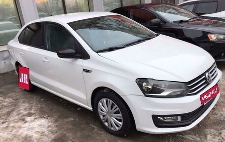 Volkswagen Polo VI (EU Market), 2017 год, 835 000 рублей, 2 фотография