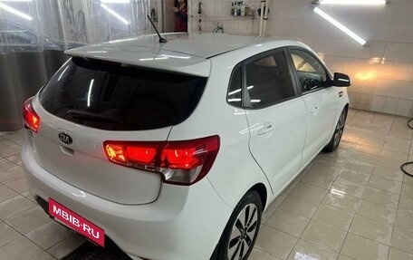 KIA Rio III рестайлинг, 2016 год, 1 090 000 рублей, 6 фотография