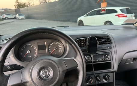 Volkswagen Polo VI (EU Market), 2012 год, 920 000 рублей, 21 фотография