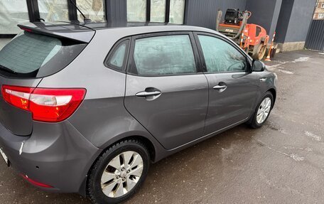 KIA Rio III рестайлинг, 2014 год, 840 000 рублей, 10 фотография