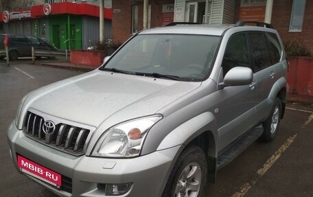 Toyota Land Cruiser Prado 120 рестайлинг, 2006 год, 2 950 000 рублей, 2 фотография