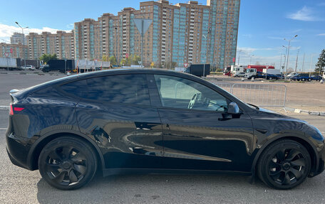 Tesla Model Y I, 2022 год, 5 550 000 рублей, 3 фотография