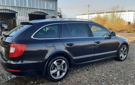 Skoda Superb III рестайлинг, 2012 год, 1 400 000 рублей, 10 фотография