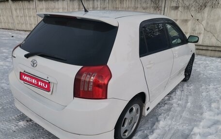 Toyota Corolla, 2004 год, 590 000 рублей, 3 фотография