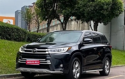 Toyota Highlander III, 2021 год, 3 520 000 рублей, 1 фотография