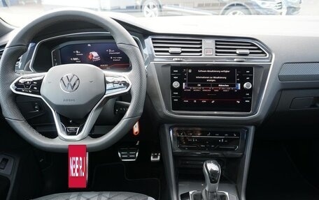 Volkswagen Tiguan II, 2023 год, 8 102 154 рублей, 7 фотография