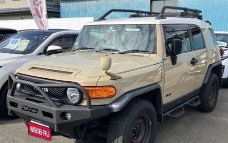 Toyota FJ Cruiser, 2016 год, 3 000 000 рублей, 1 фотография