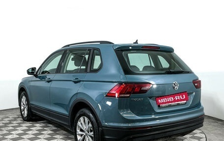 Volkswagen Tiguan II, 2019 год, 2 147 000 рублей, 7 фотография