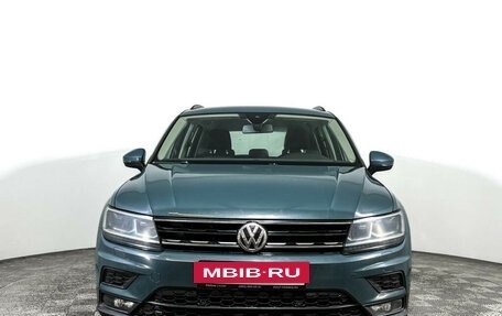 Volkswagen Tiguan II, 2019 год, 2 147 000 рублей, 2 фотография