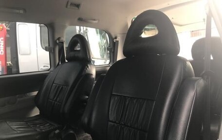 Mitsubishi Delica IV, 2005 год, 844 000 рублей, 27 фотография