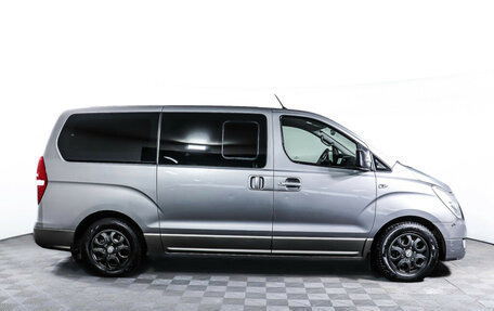 Hyundai H-1 II рестайлинг, 2012 год, 1 698 000 рублей, 4 фотография